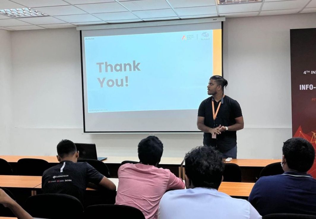 Isuru delivering an ICIIT 2023 post-conference workshop